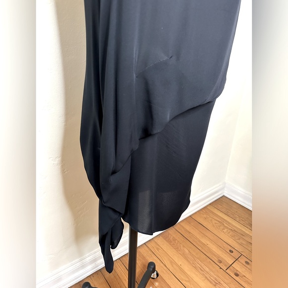 Morgane Le Fay black silk chiffon sleeveless dress w/beautiful draping Size XS - Picture 5 of 8